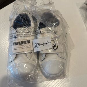 Toddler size 10 white Velcro sneakers